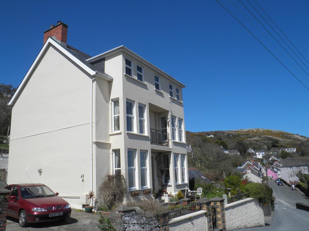 Fern Villa B&B Fishguard Eksteriør bilde