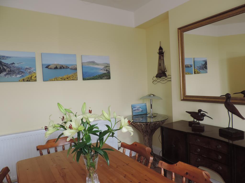Fern Villa B&B Fishguard Eksteriør bilde